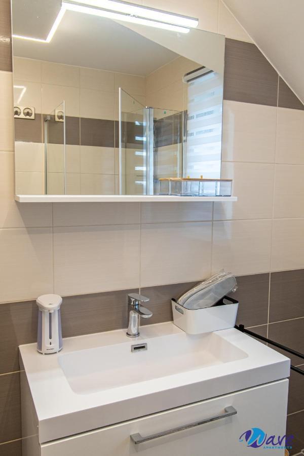 Modern Apartments Wave Near The Airport Velika Gorica Exterior foto